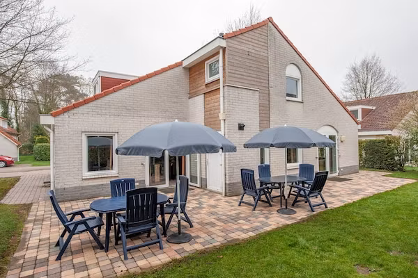 Resort Arcen 18 in Arcen - Foto 1 van 37