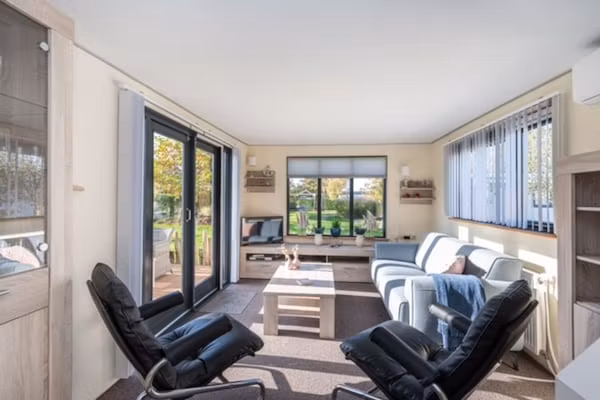 Chalet Sea Rocks in Goedereede - Foto 2 van 40