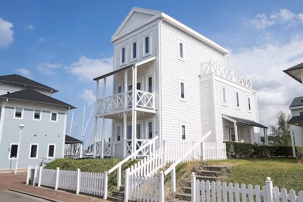 Cape Helius 22 in Hellevoetsluis - Foto 1 van 40