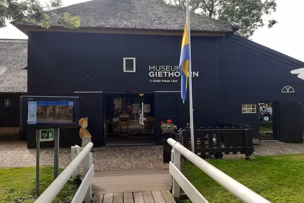 Logies Paal 4 Giethoorn – 3 persoons in Giethoorn - Foto 38 van 38