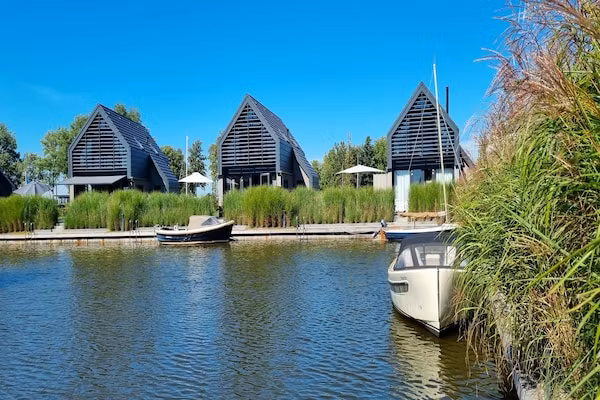 Watervilla Tweintich in Balk - Foto 1 van 40