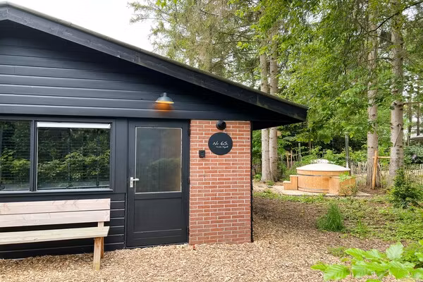 Dutch Cabin Houses C65 in Rheezerveen - Foto 2 van 20