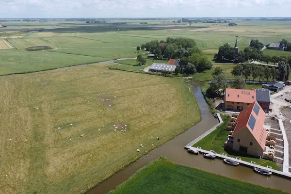 Friese villa 9 in Leons