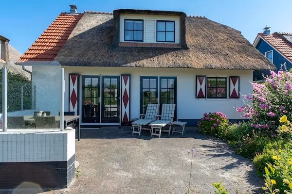 De Buitenplaats 16 in Callantsoog - Foto 1 van 34