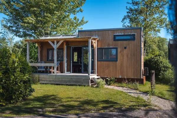 Groepsruimte i.c.m. 4 tiny greenhouses in Scherpenzeel (FR) - Foto 2 van 35
