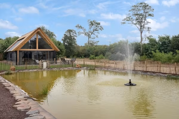 Farm Lodge 687 in Baarle-nassau - Foto 1 van 14