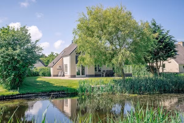 Kamperfoelie 47 in De Koog - Foto 1 van 16