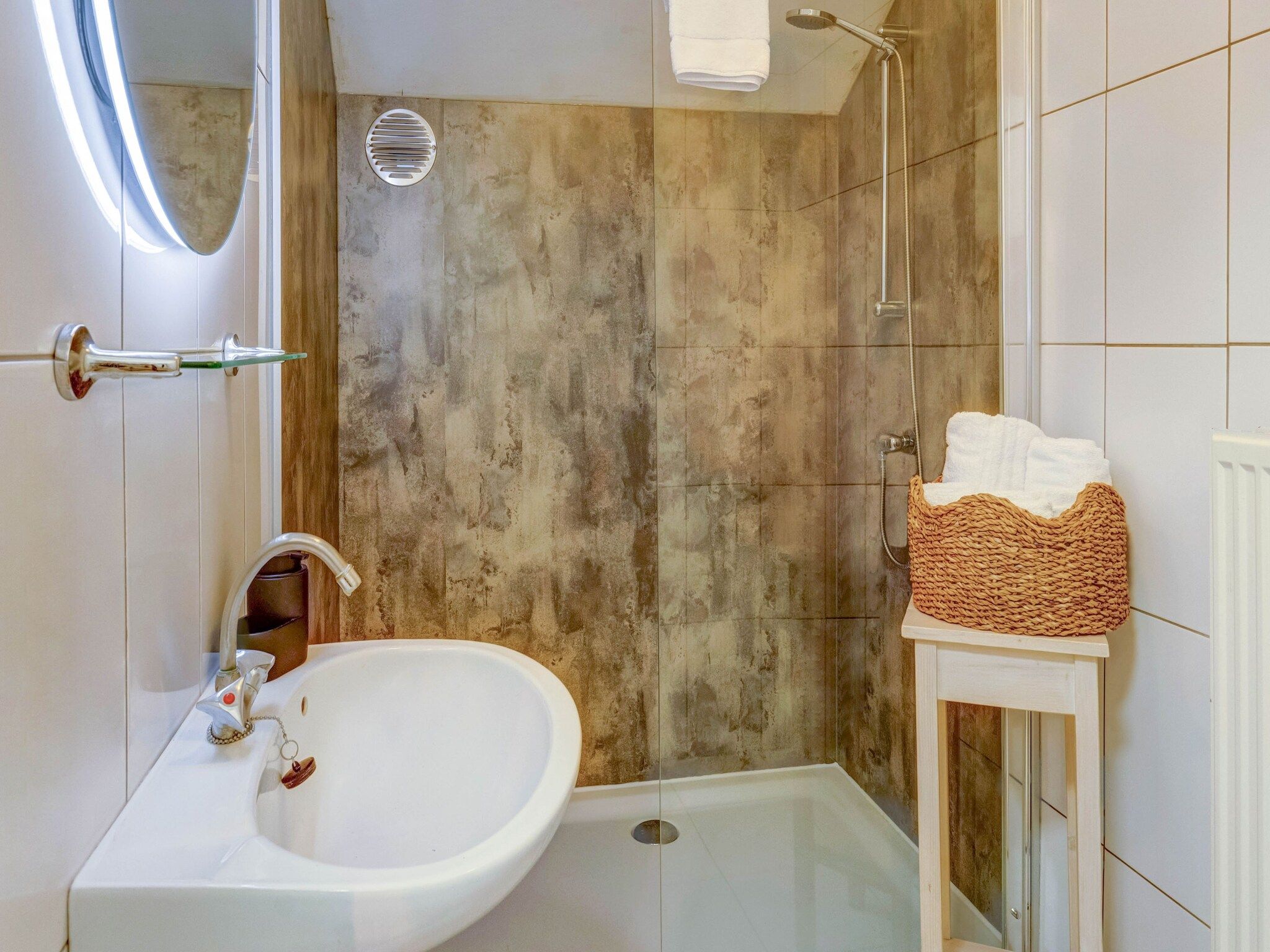 De badkamer van Valleyview Cottages - NR02 in Voerendaal