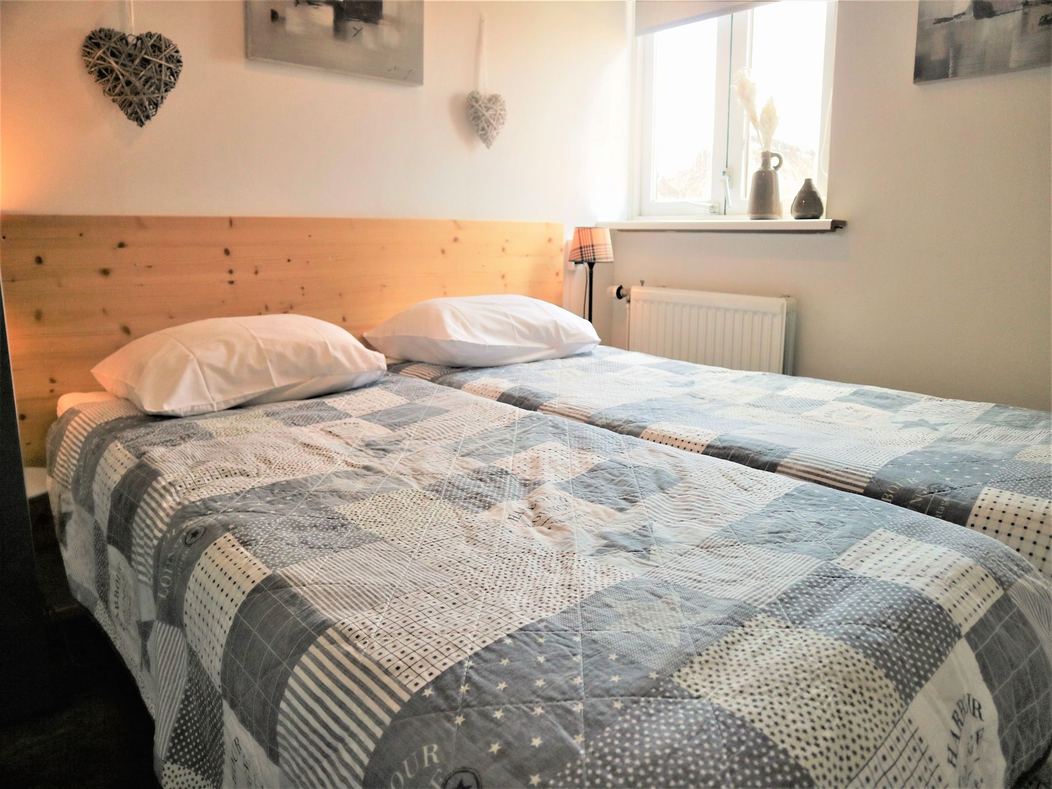 Een slaapkamer van Logies Paal 4 Giethoorn – 3 persoons in Giethoorn