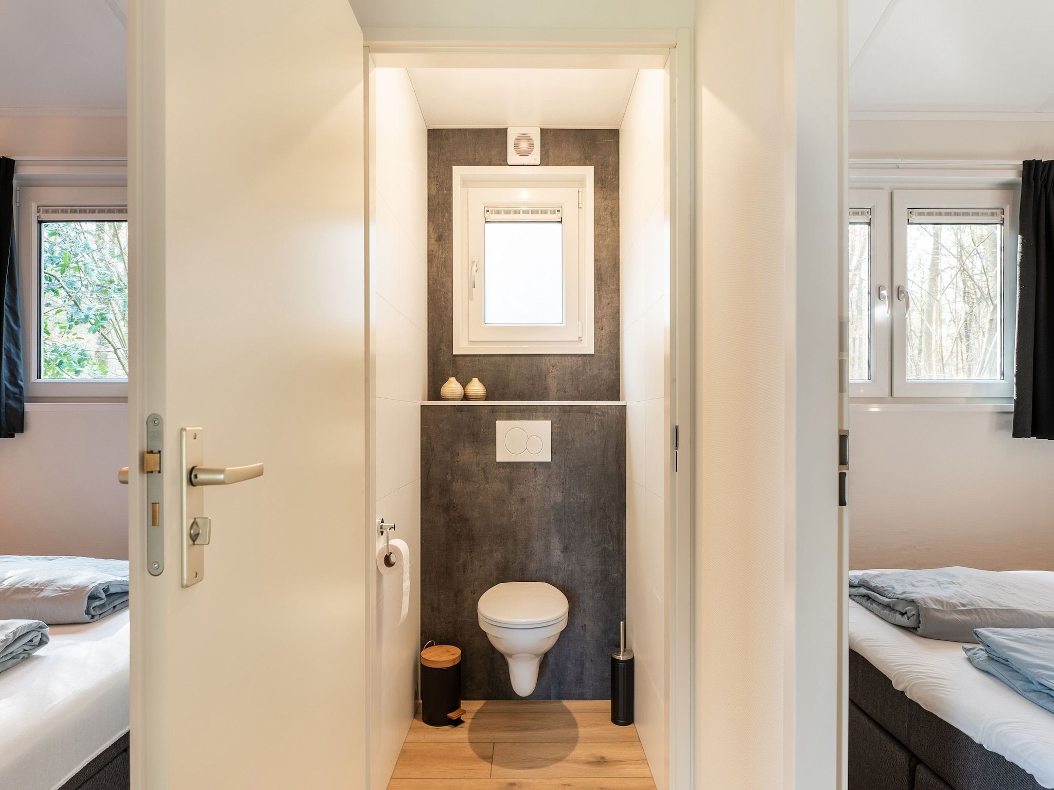 De badkamer van De Hooischuur in Hellendoorn in Hellendoorn