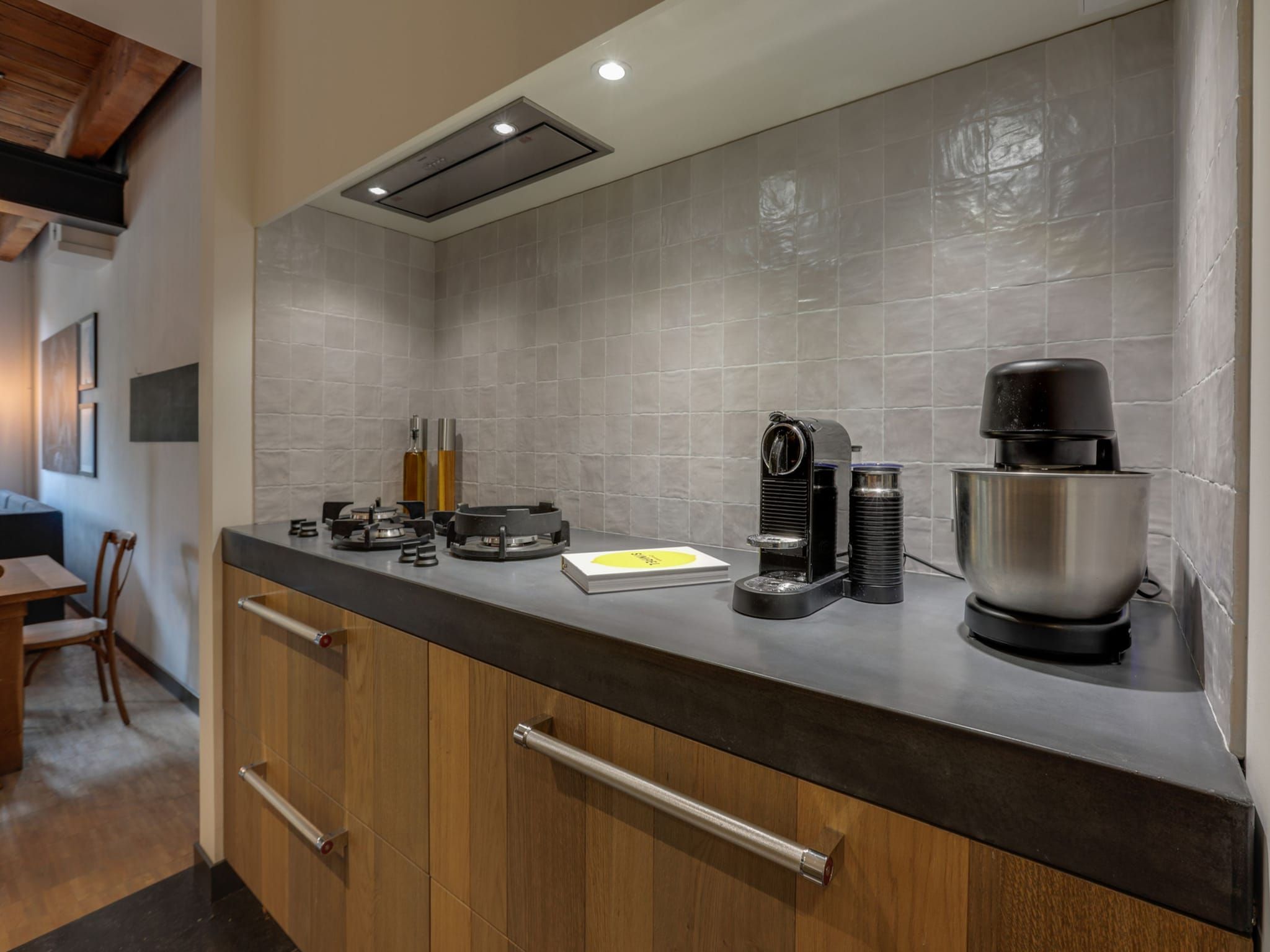 De keuken van 'Herberg De Waard van Ternaard' in Ternaard