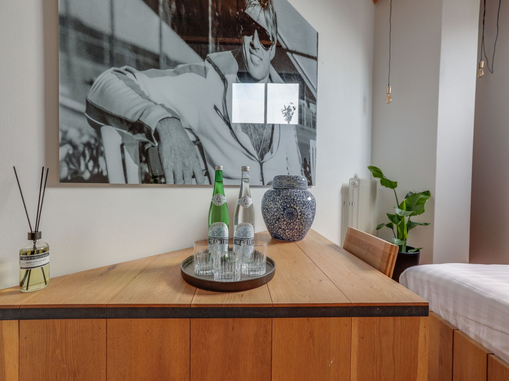 Een slaapkamer van 'Herberg De Waard van Ternaard' in Ternaard