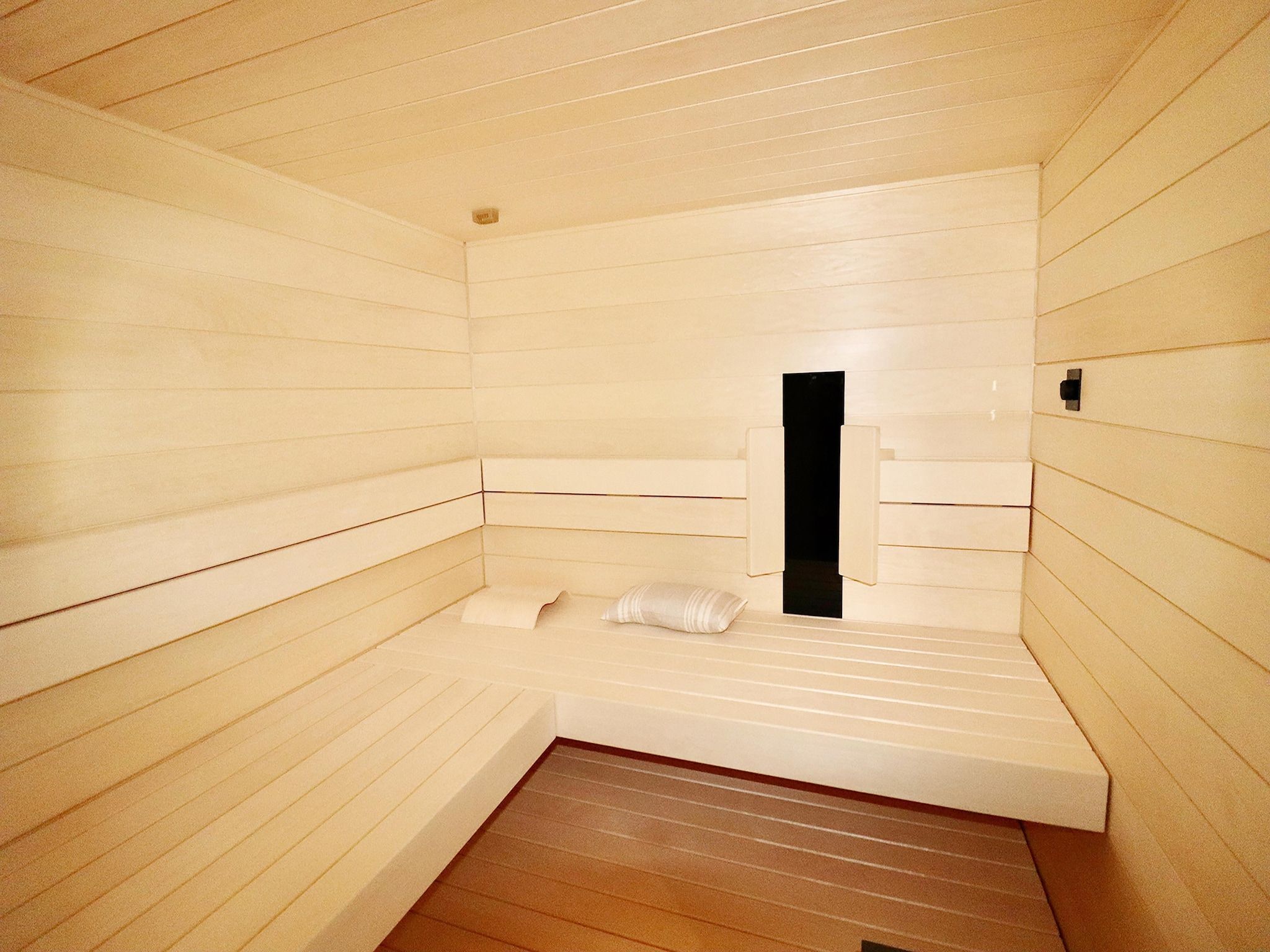 Wellness bij Luxe villa aan het water in Stavoren