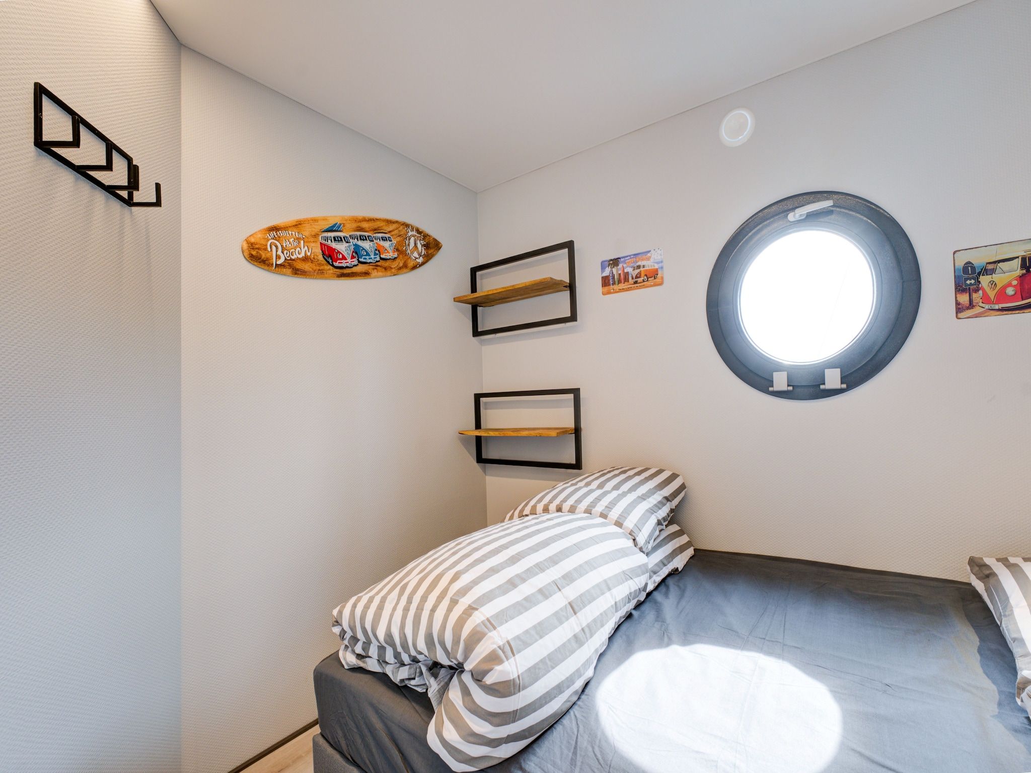 Een slaapkamer van La Belle Vie in Volendam