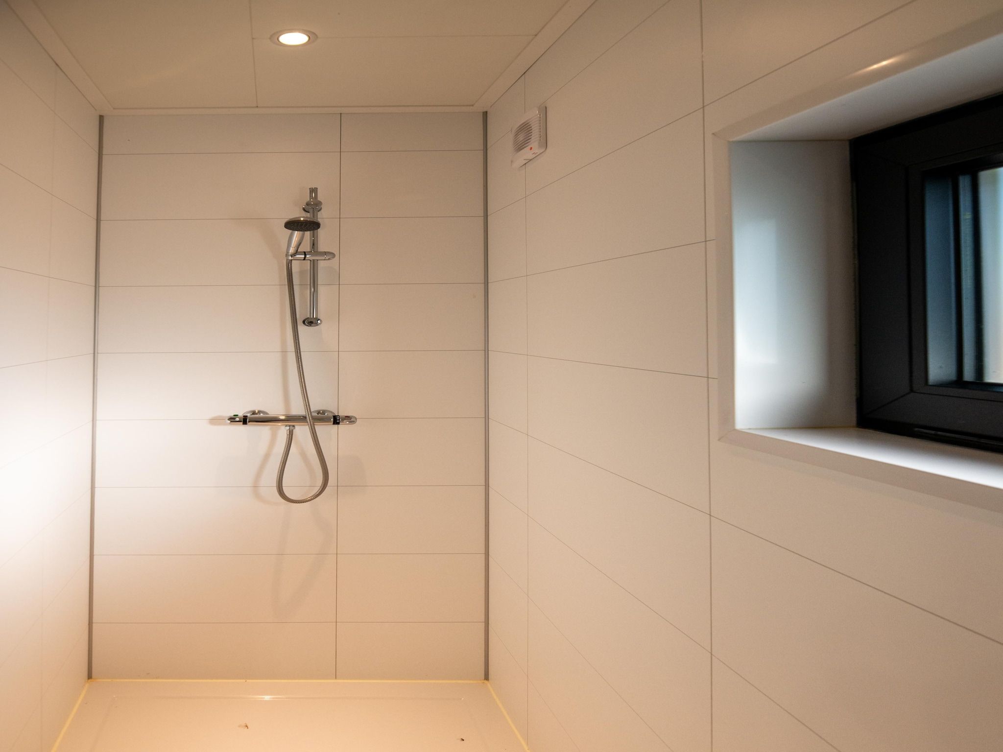 De badkamer van Wellnesslodge Scholekster 4p in Dalerveen