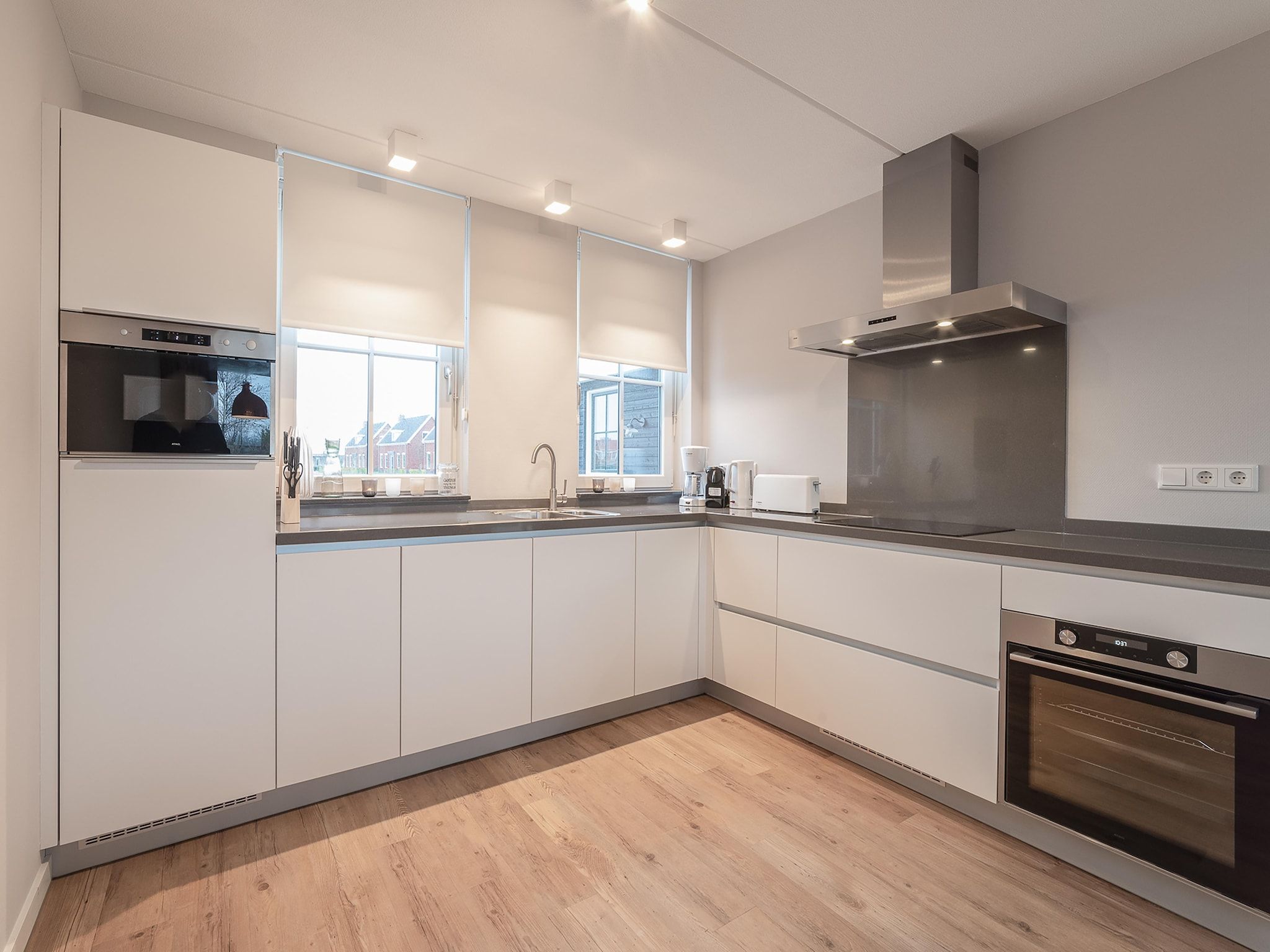 De keuken van 6 persoons vrijstaand met sauna - 2 in Colijnsplaat