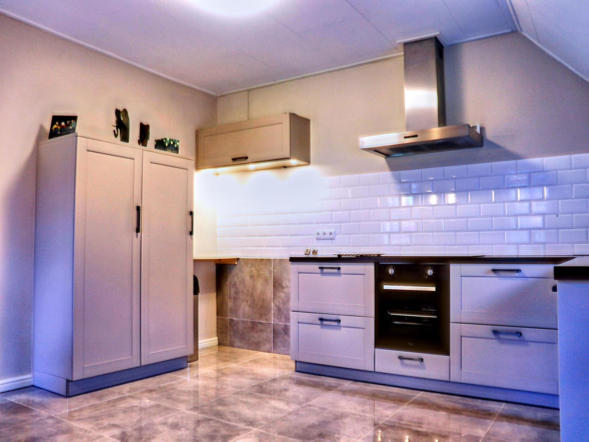 De keuken van Appartement Notenbomer in Kornhorn