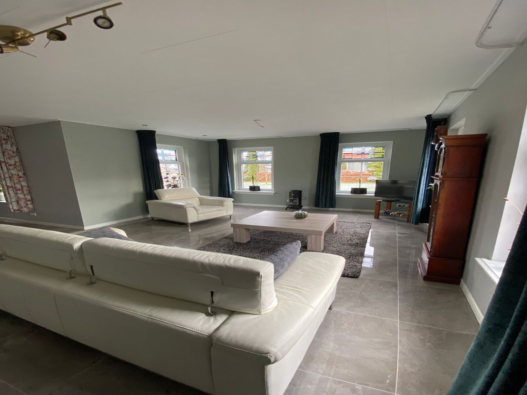 De woonkamer van Appartement Notenbomer in Kornhorn