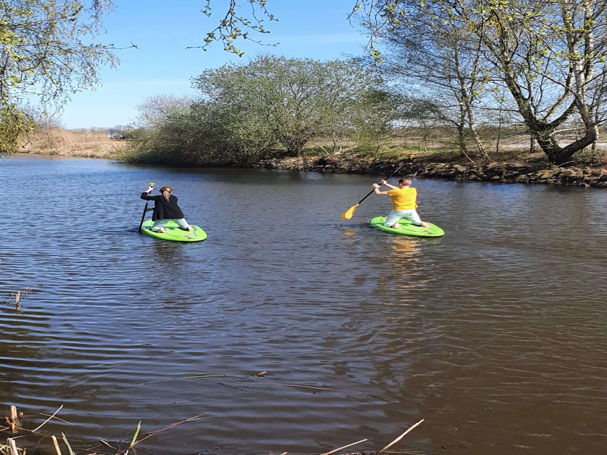 Voorzieningen bij 24 pers Pallertshuis Wellness de luxe met sauna en hout gestookte hottub in Groningen