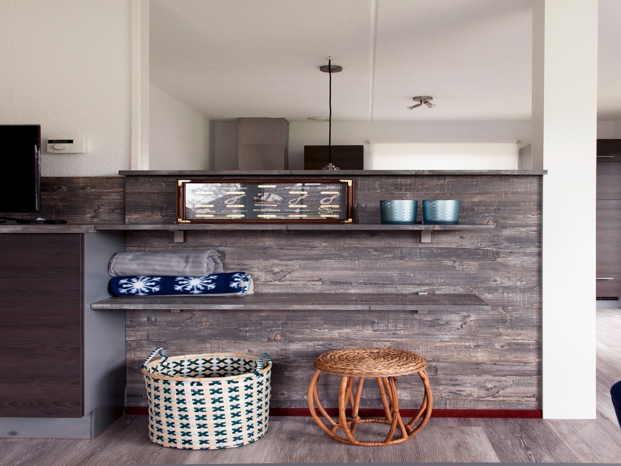 De badkamer van Tobke Wellness de luxe VIP met sauna met buitenspa in Friesland