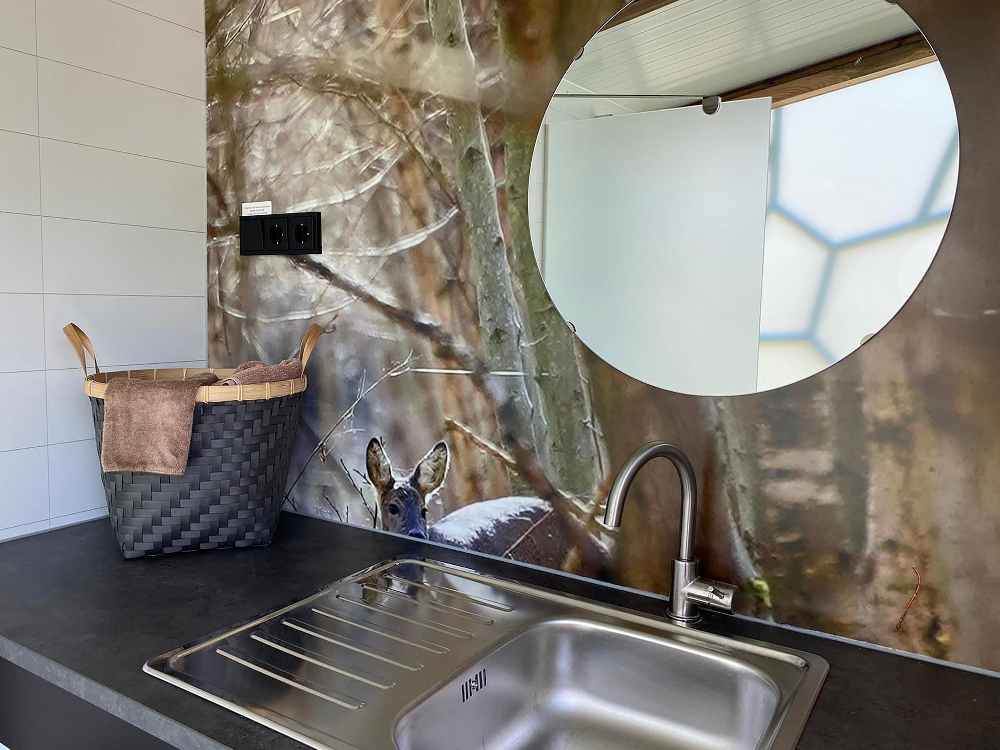 De badkamer van Tentlodge Partijs Wellness met sauna en prive-bad-2p in Dalerveen