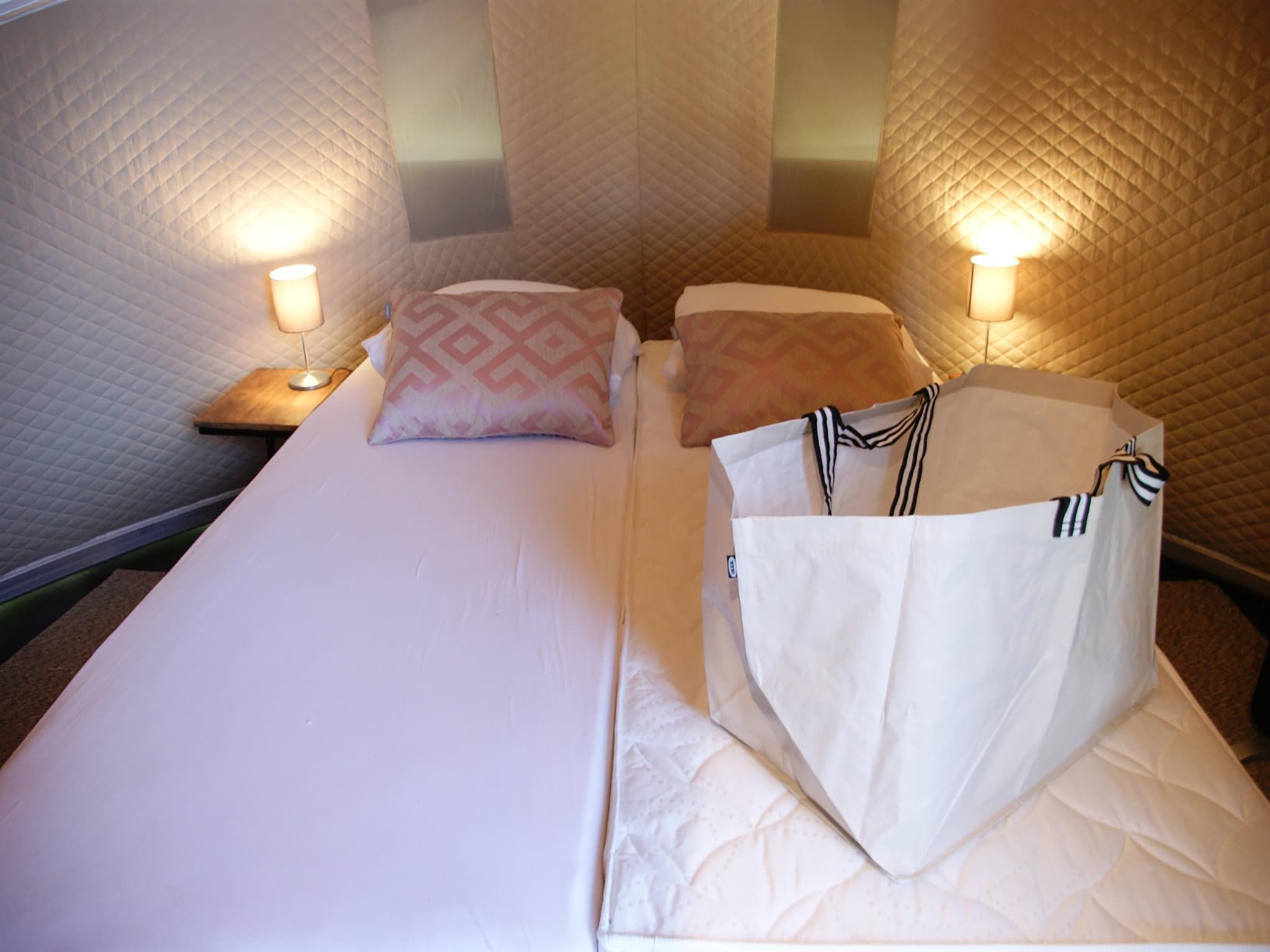 Een slaapkamer van Tentlodge Partijs Wellness met sauna en prive-bad-2p in Dalerveen