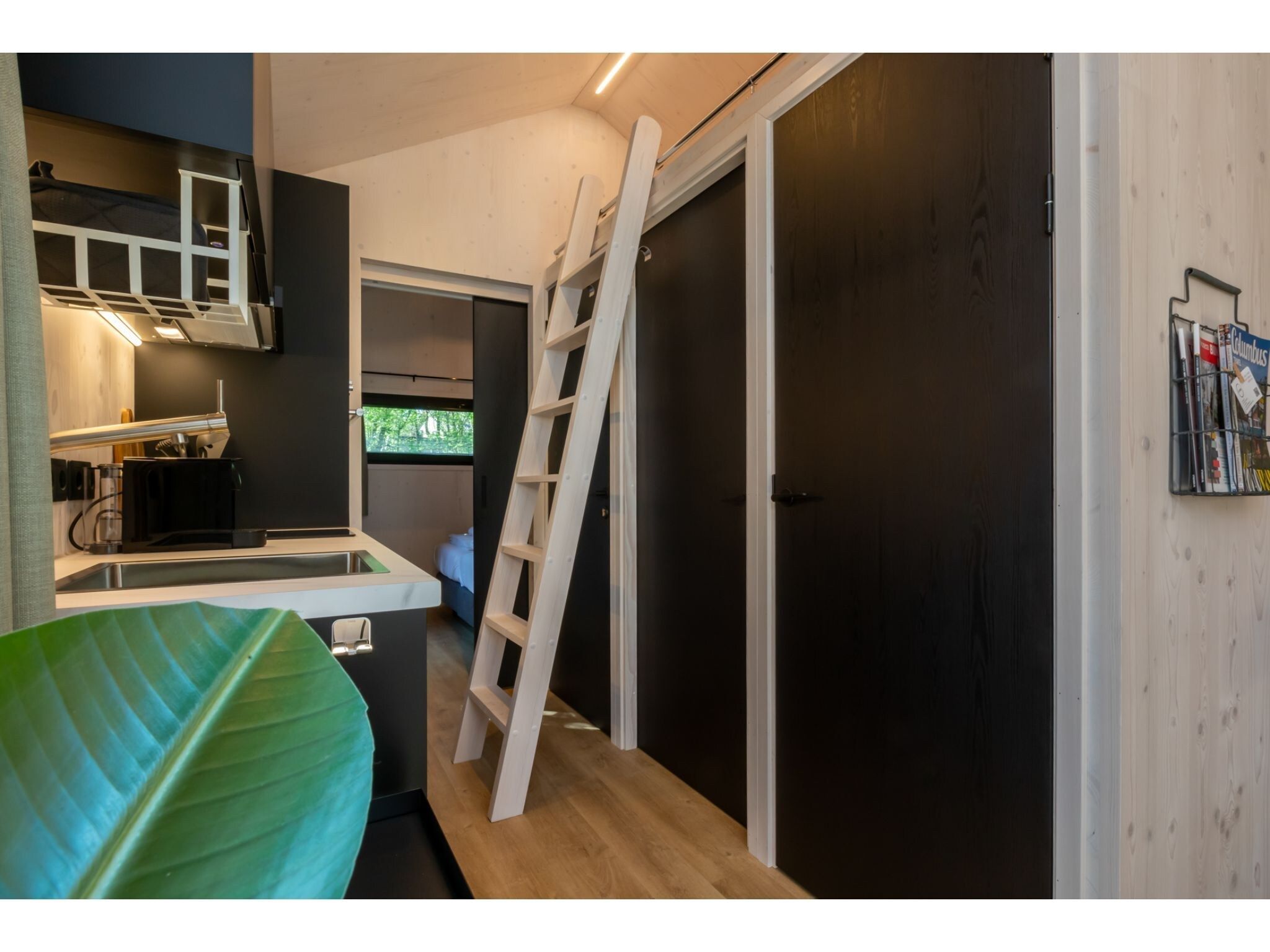 De keuken van Tinyhouse La Mouette in Zoutelande