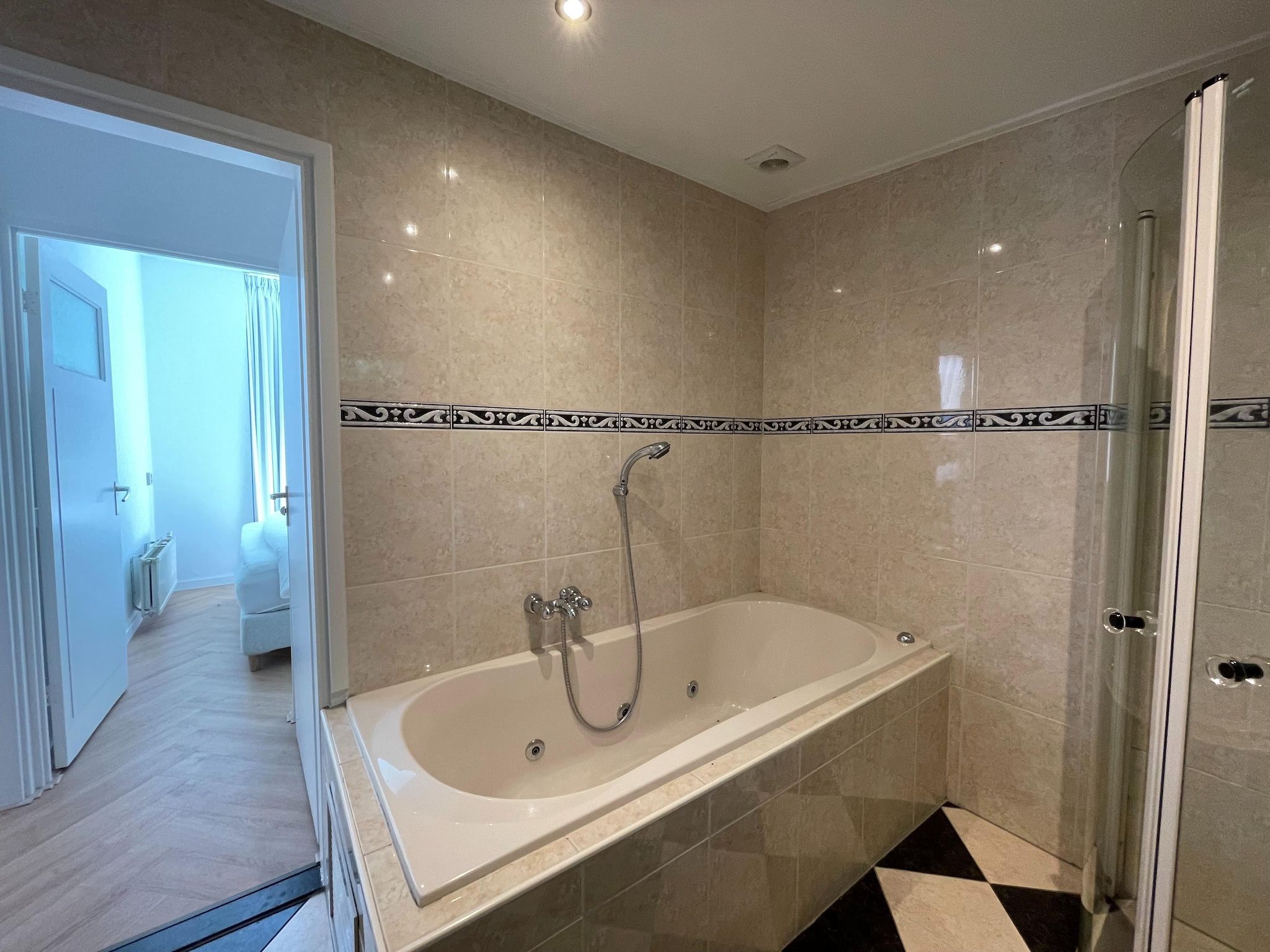 De badkamer van Wellnes suite in Zelhem