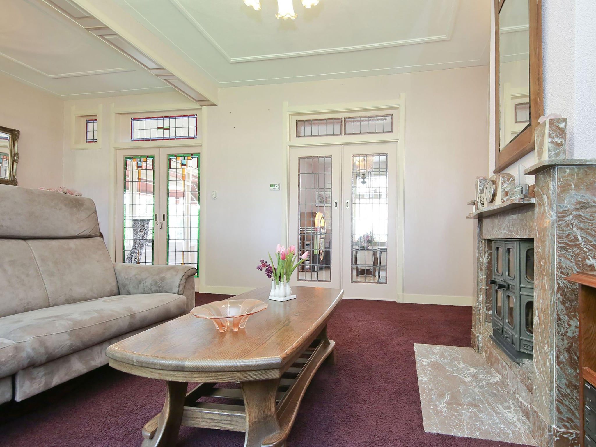 De woonkamer van Karakteristiek landhuis met sauna in Noord-Holland