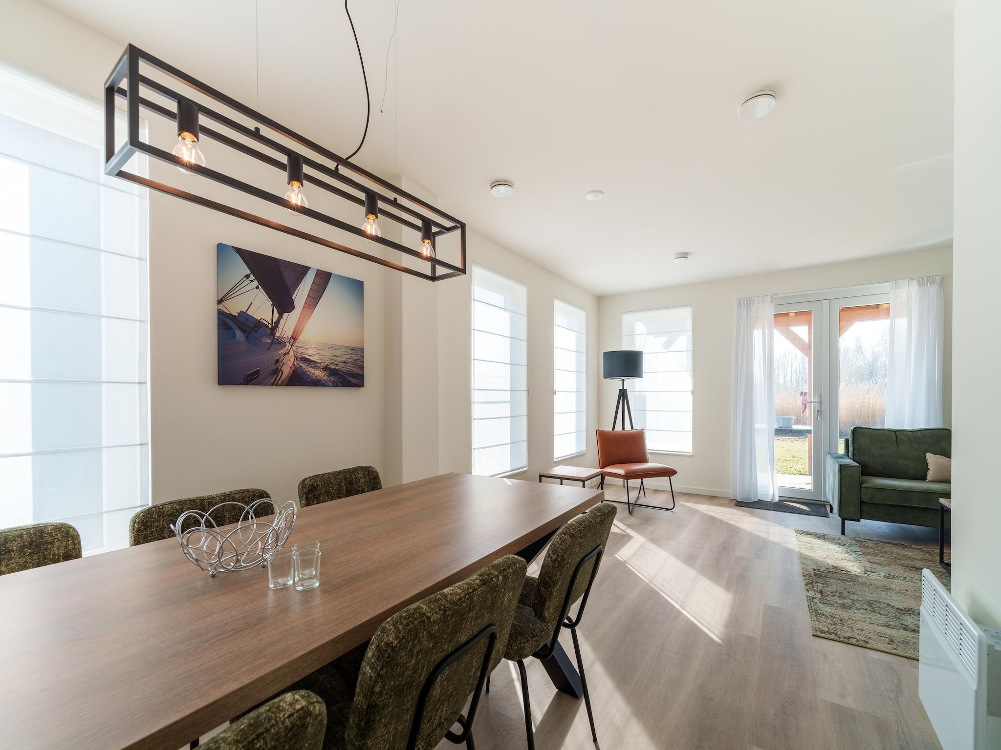 De eetkamer van Kuifduiker 124 in Simonshaven