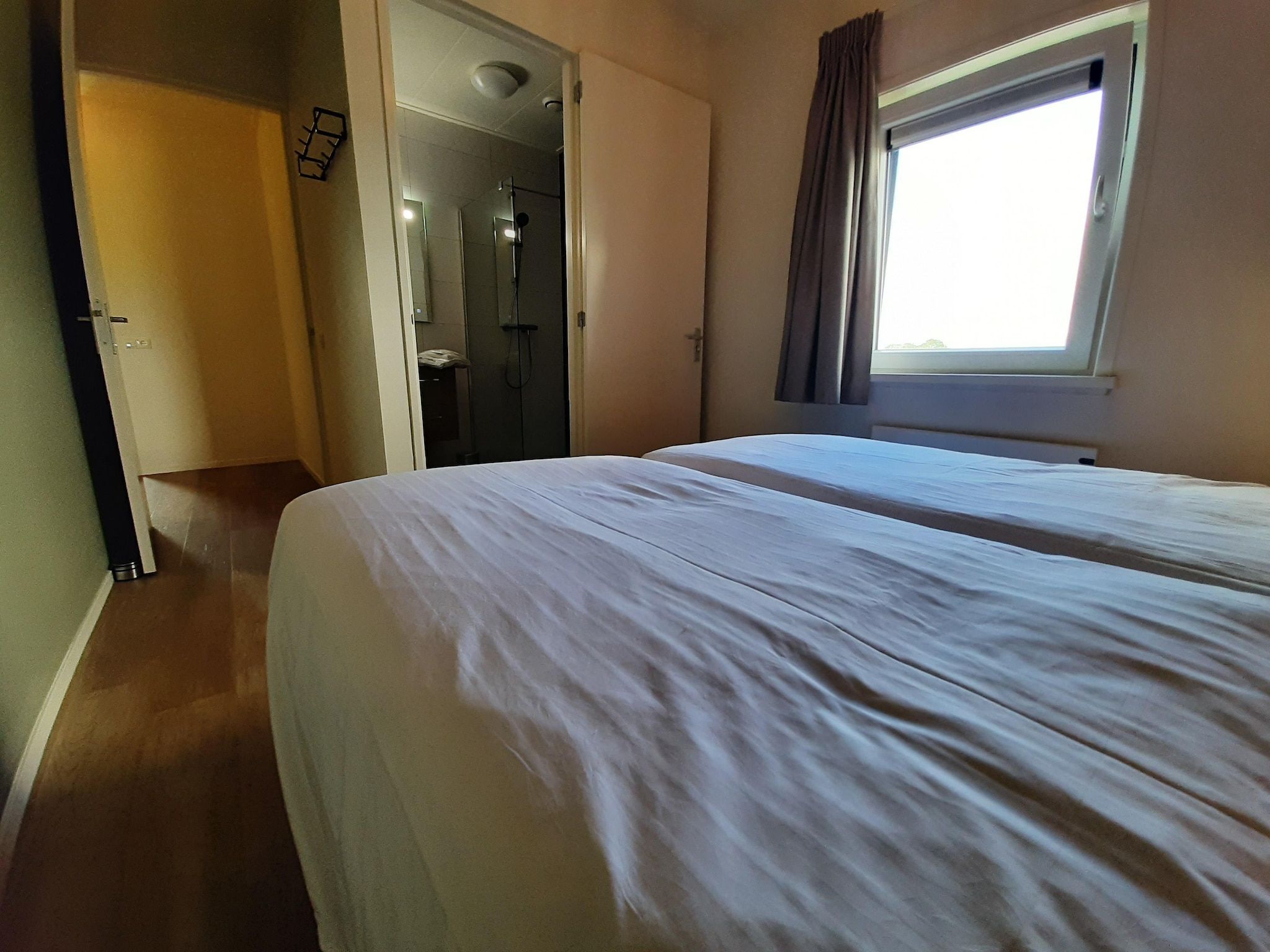 Een slaapkamer van 20 persoons villa in Leons