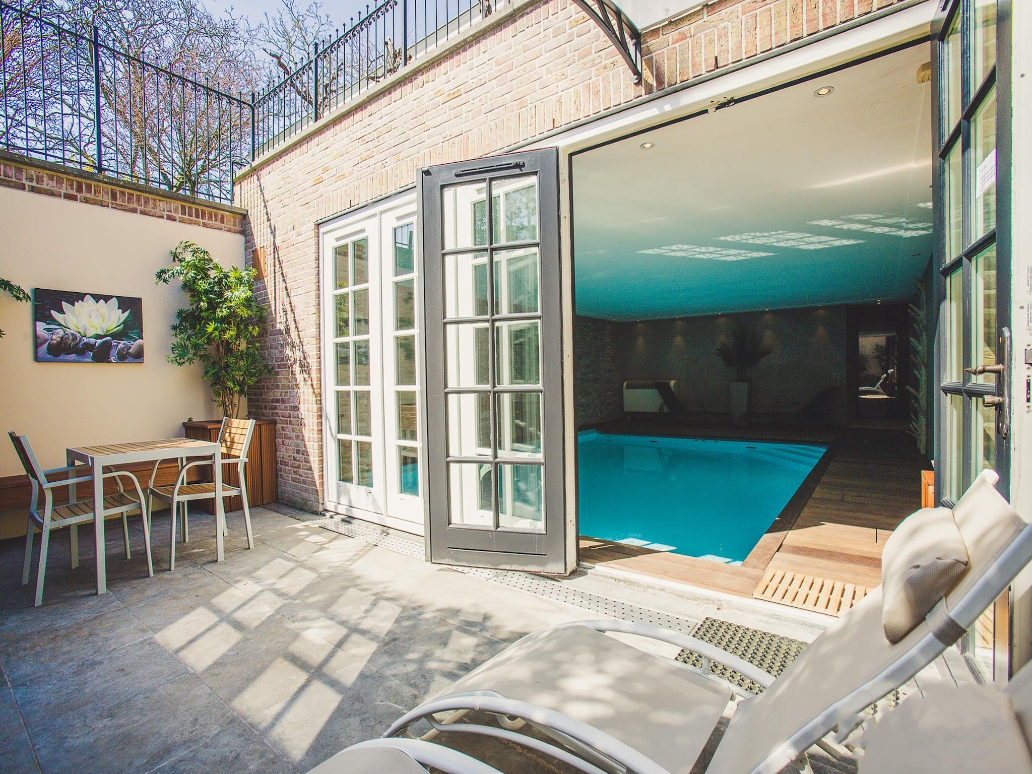 De tuin van Thermen Mi Casa in Culemborg