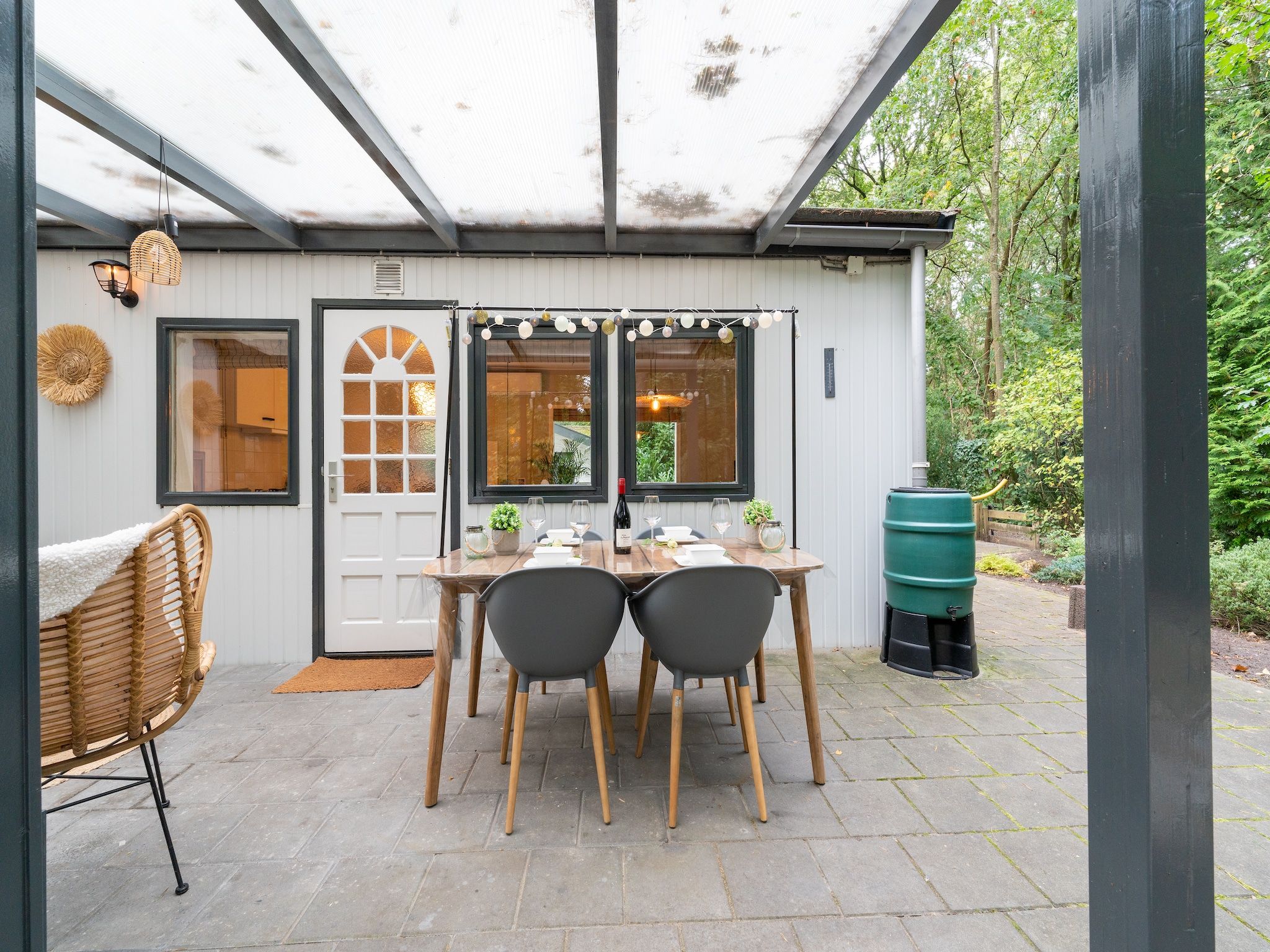 De buitenkant van Boshuisje Joy in Gelderland