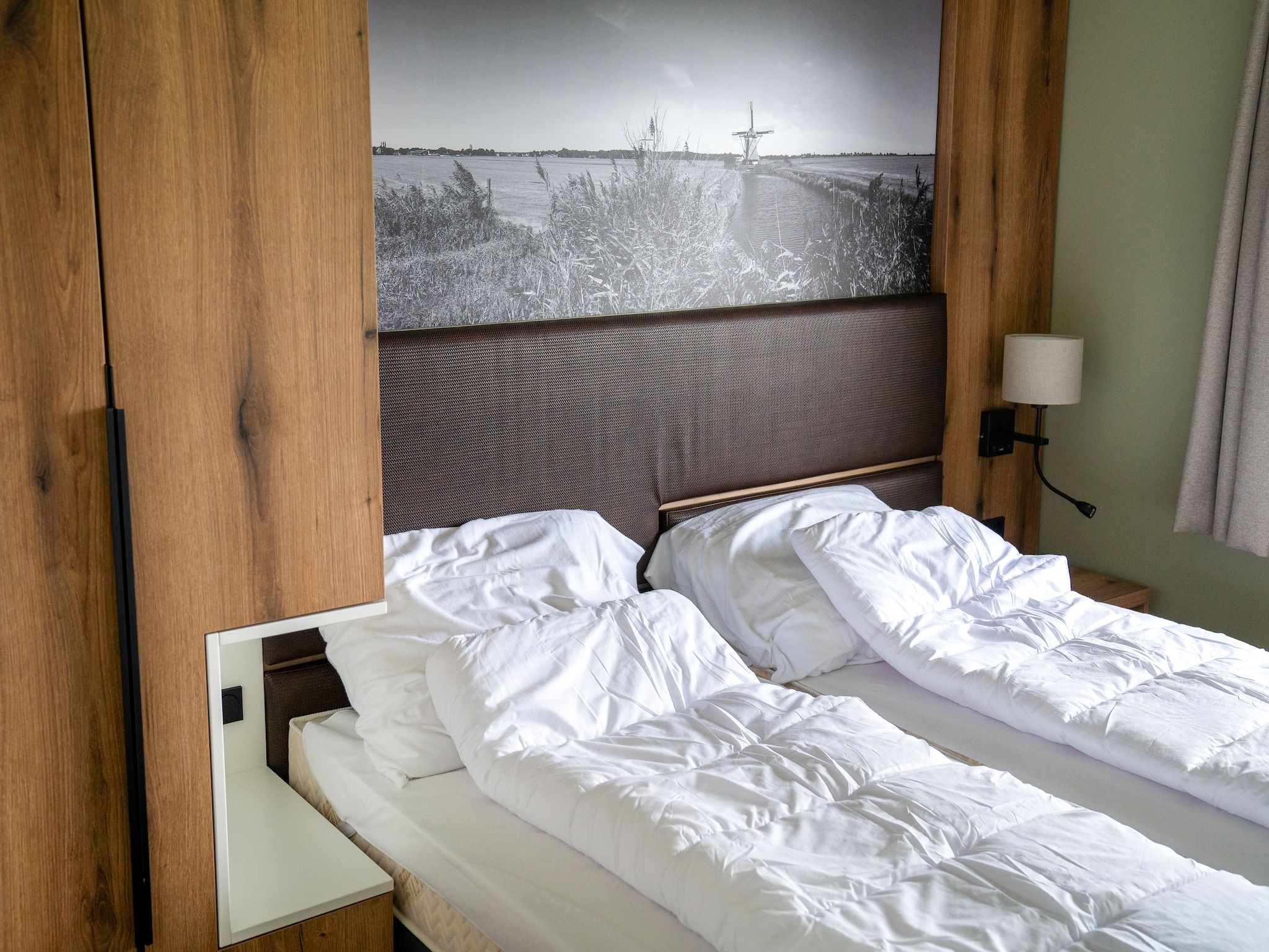 Een slaapkamer van 20 persoons villa in Leons