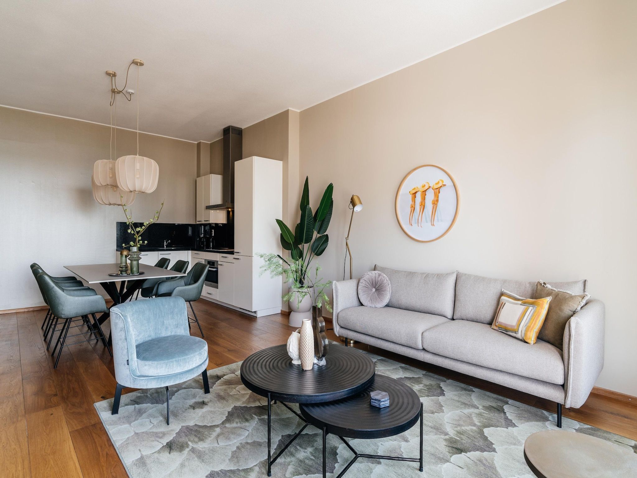 De woonkamer van Scheveningen Harbour 18C in Scheveningen