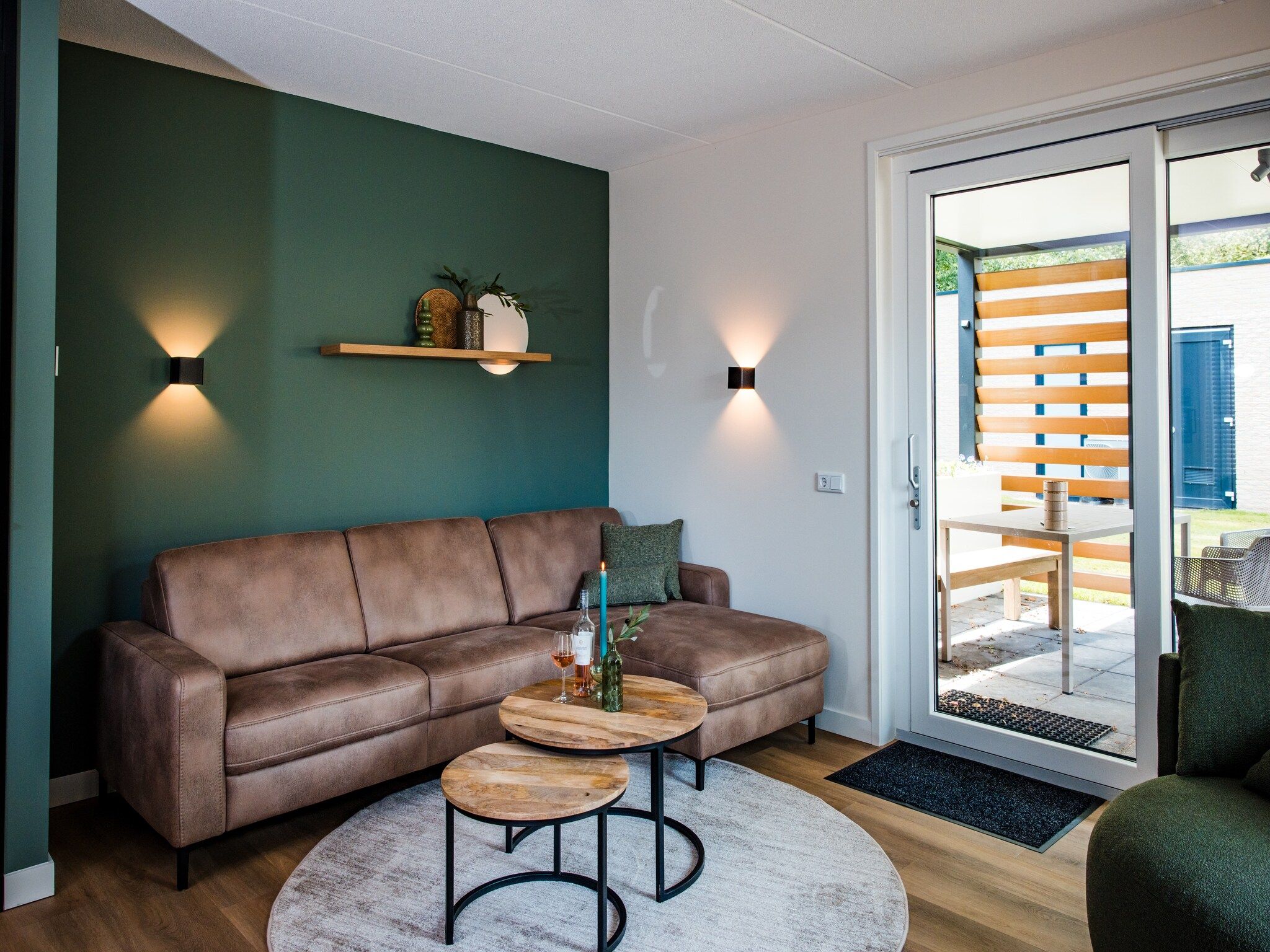 De woonkamer van Dwergarend 17-19 in Voorthuizen