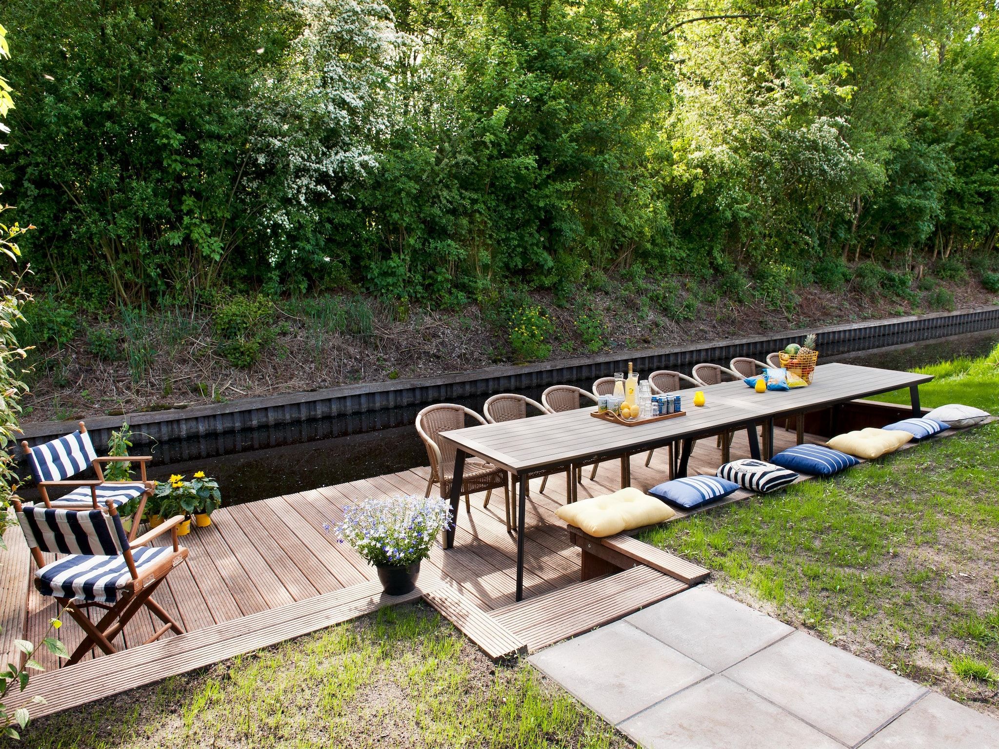 Sfeerbeeld van Grand Tolve Wellness de luxe met sauna buitenspa & sloep in Earnewald