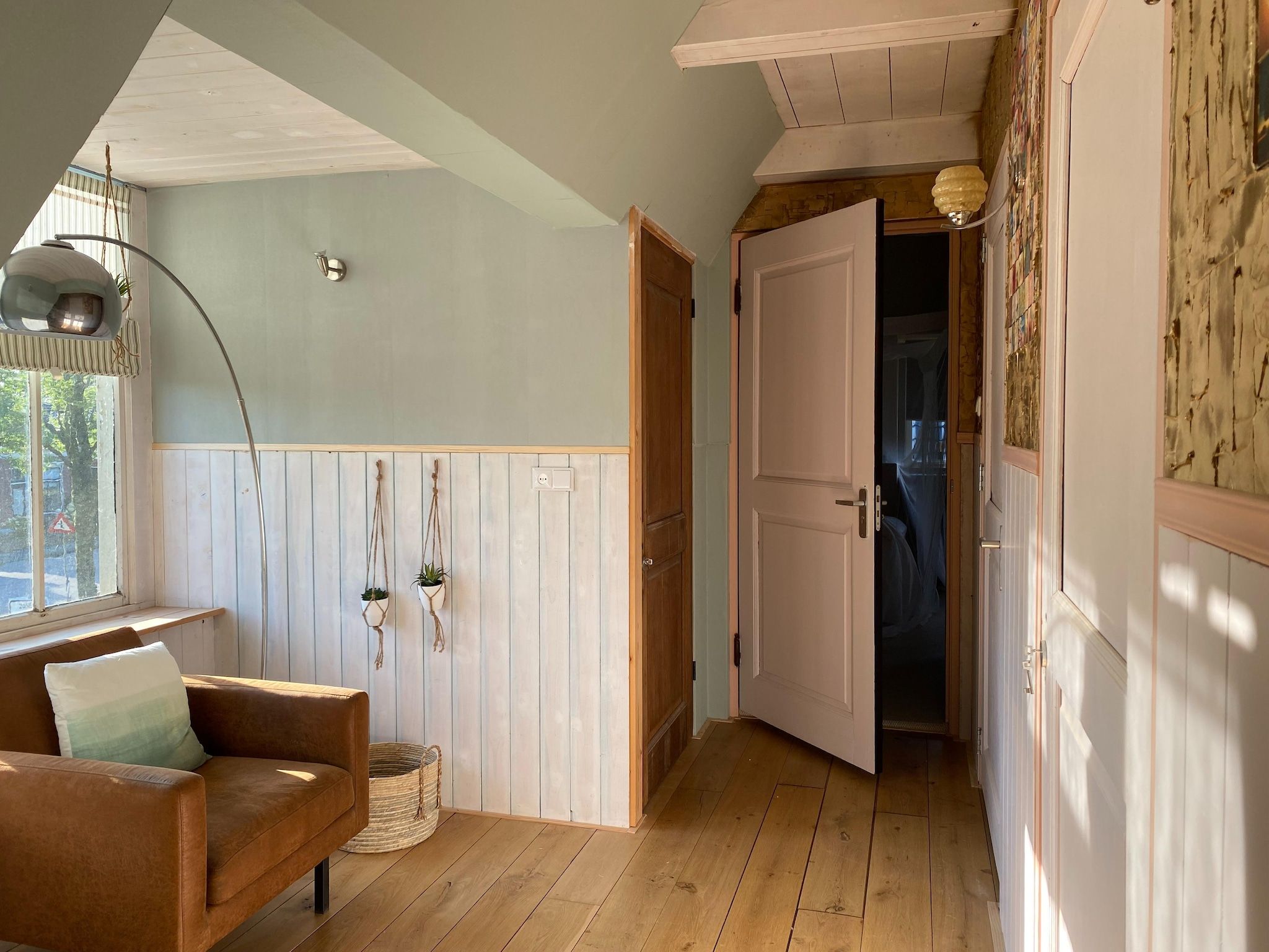 13-17 pax holiday home with separated apartments and gardens in Ternaard - Foto 12 van 37