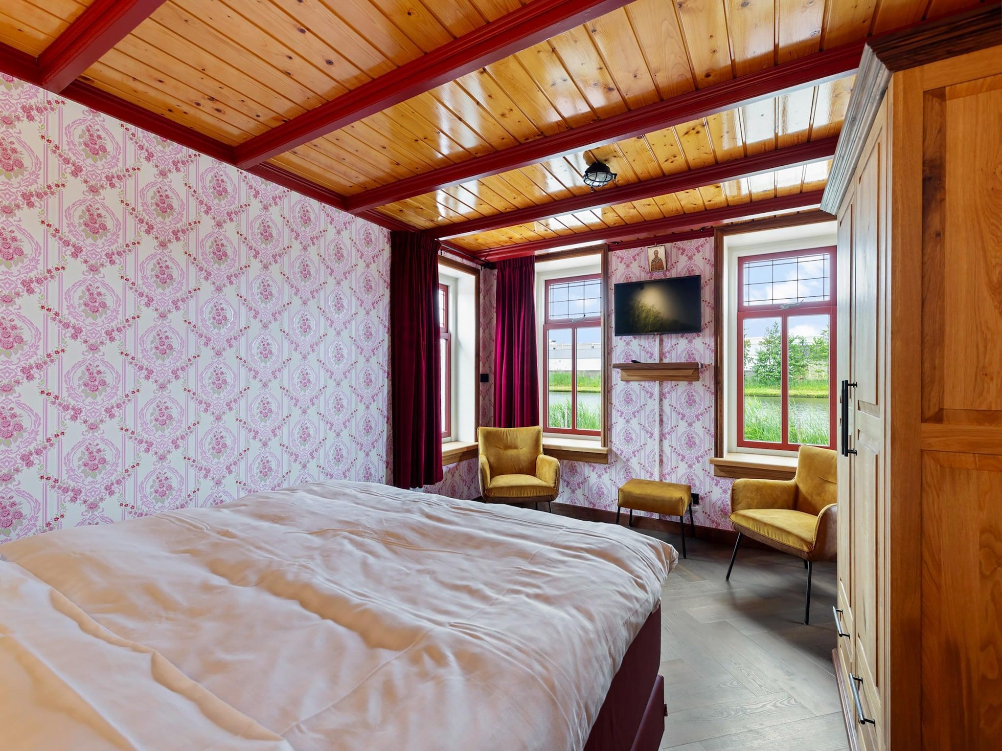 Een slaapkamer van Oane's Huske in Jistrum / Skûlenboarch