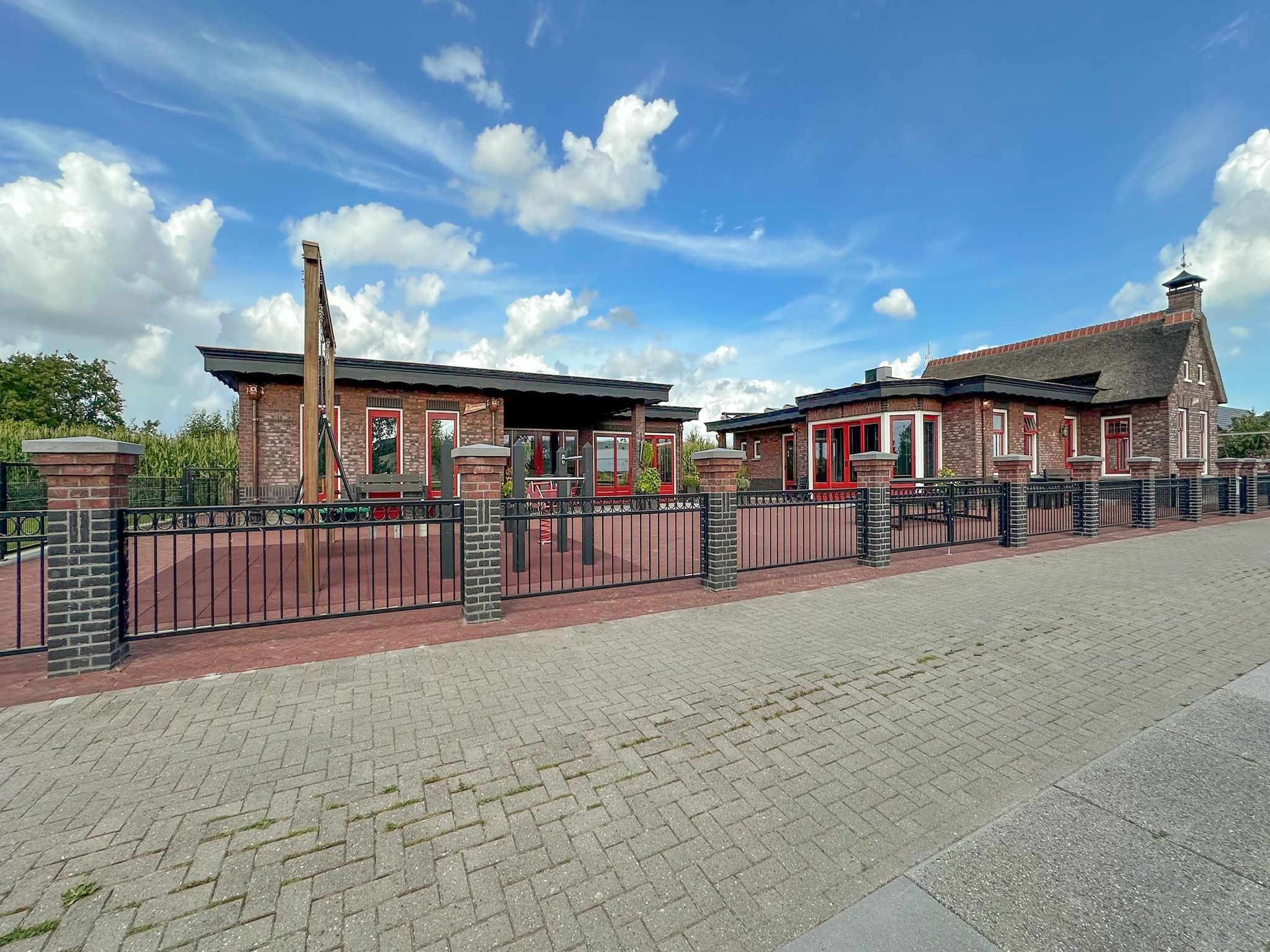 Oane's Huske in Jistrum / Skûlenboarch - Foto 2 van 40