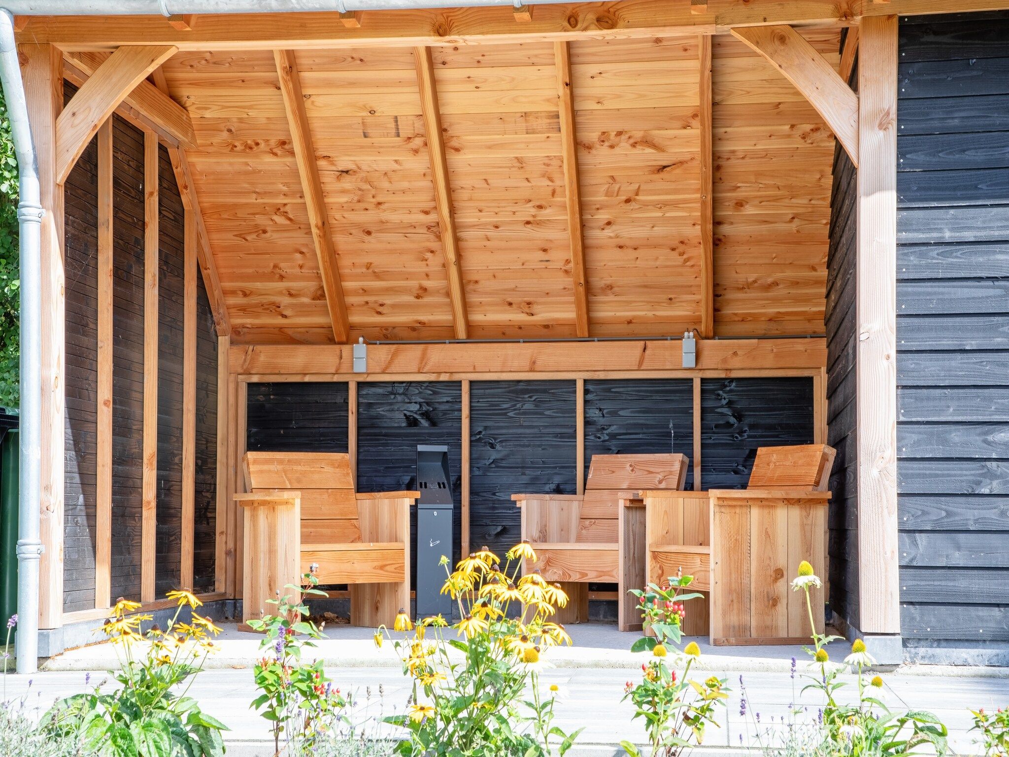 De tuin van Familievilla Nieuw-Zeeland in Oosterend