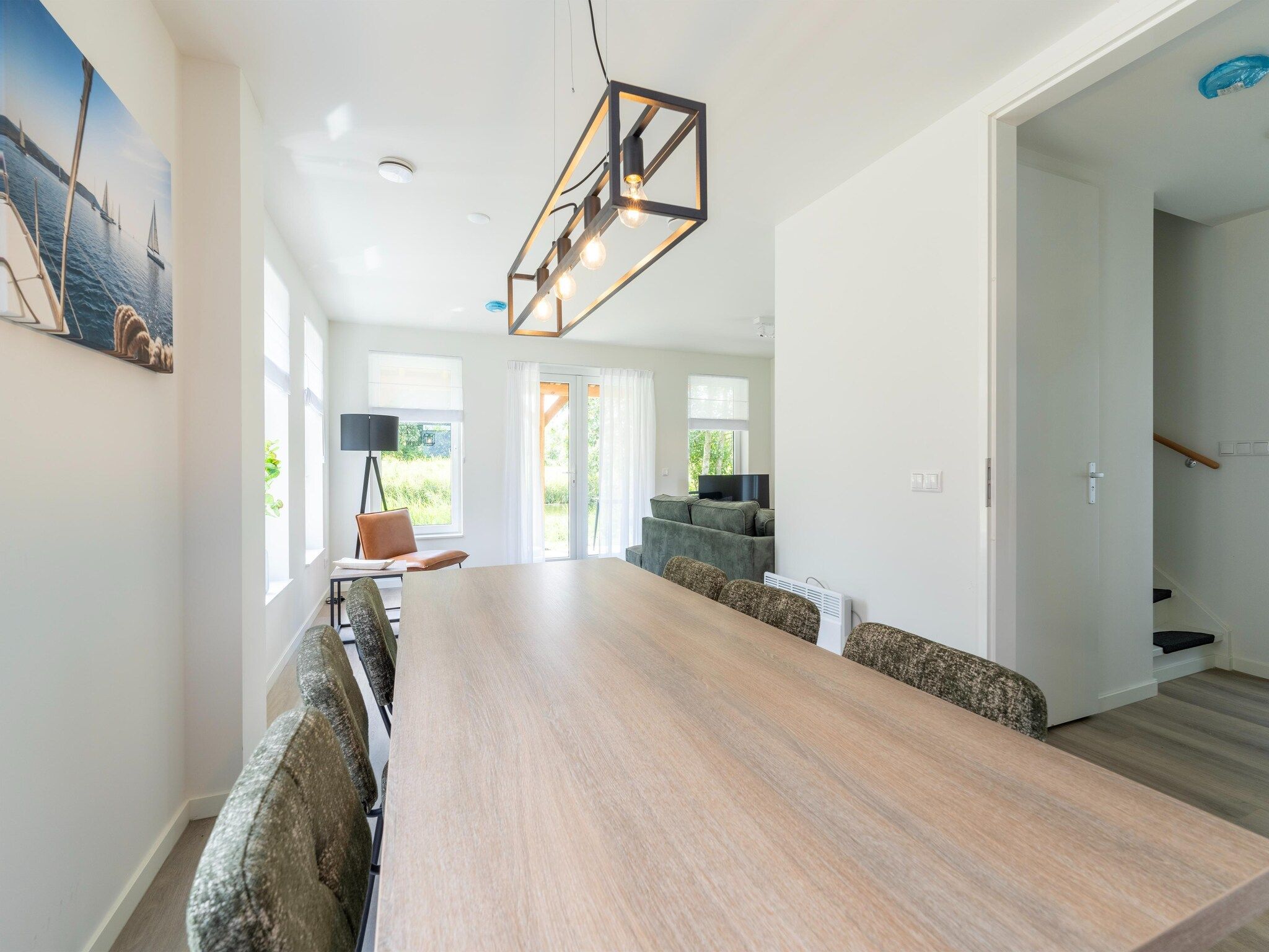 De eetkamer van Kuifduiker 5 in Simonshaven