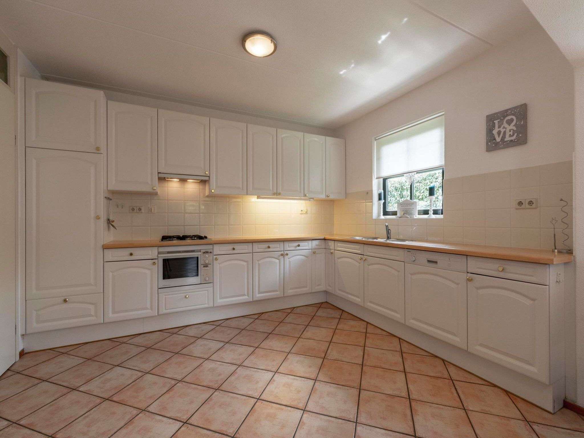 De keuken van De Buitenplaats 100 in Callantsoog