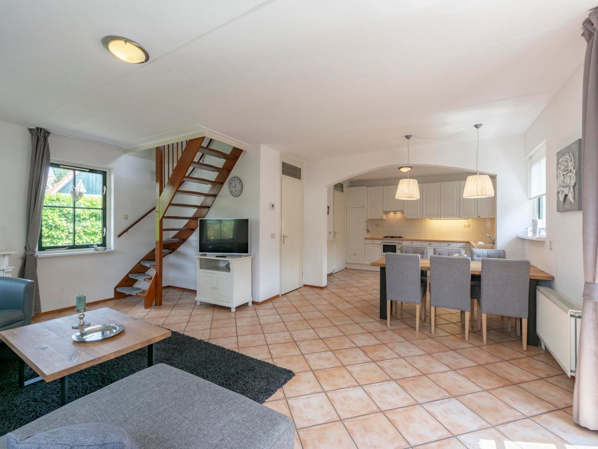 De woonkamer van De Buitenplaats 100 in Callantsoog