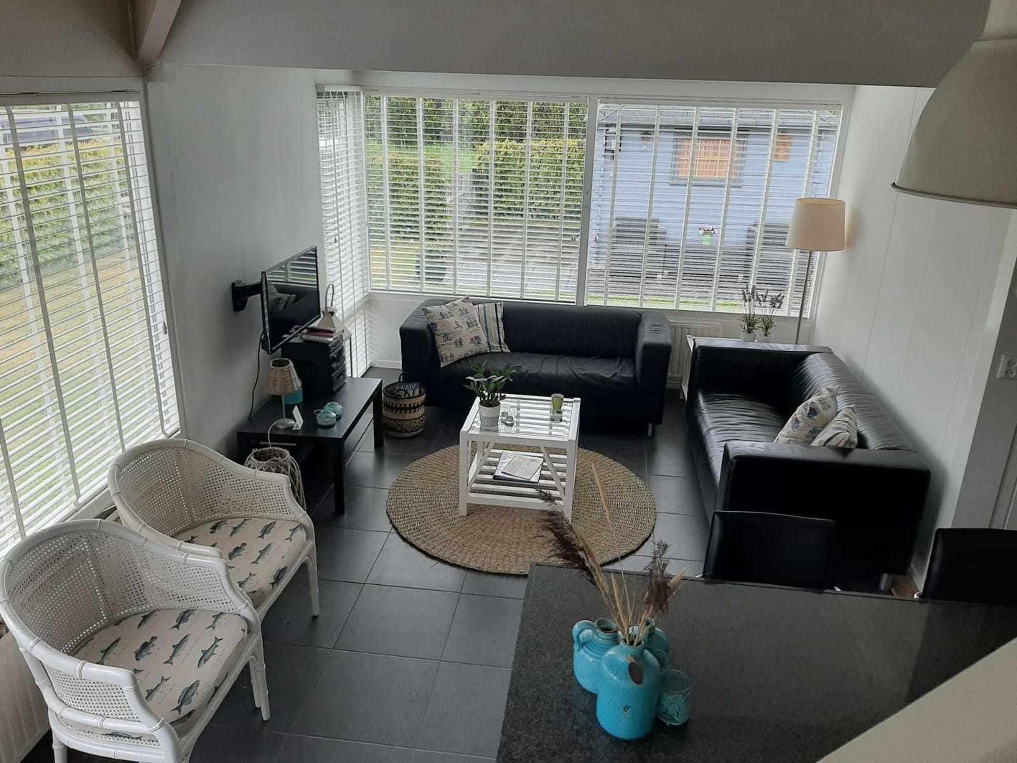 De woonkamer van Schoneveld 121 Duinroos Breskens in Breskens