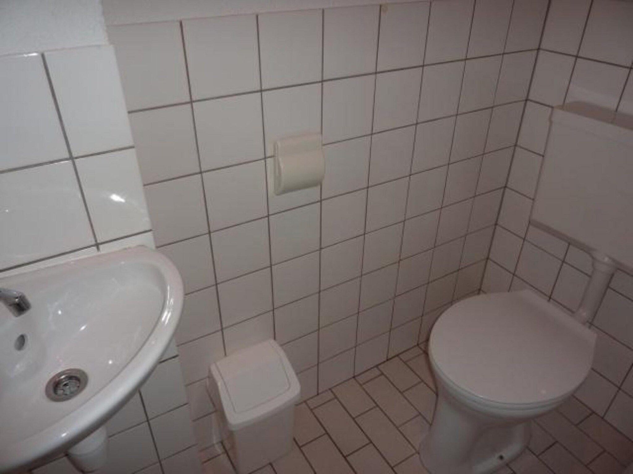 De badkamer van Schoneveld 367 Strandparel Breskens in Breskens