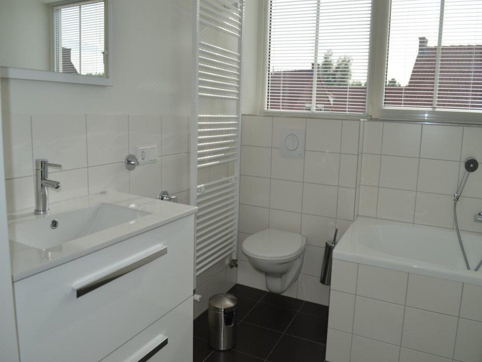 De badkamer van Landgoed de Lente 34 Krokus Breskens in Breskens