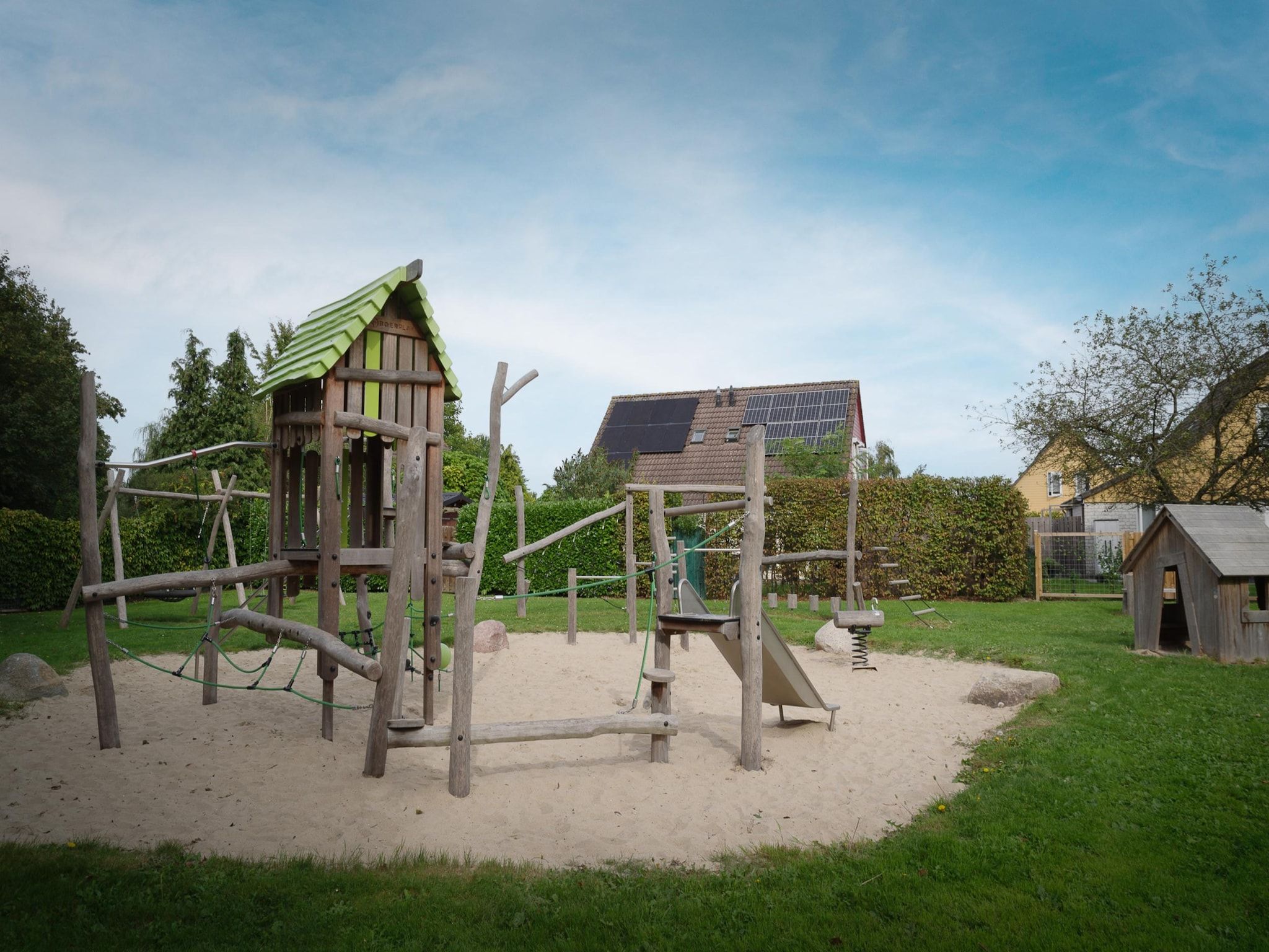 De tuin van Villapark De Oesterbaai 91 in Wemeldinge