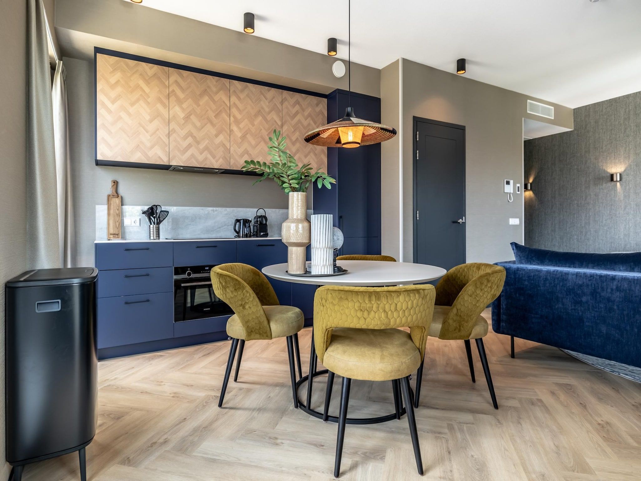 De eetkamer van Delft 4B in Delft