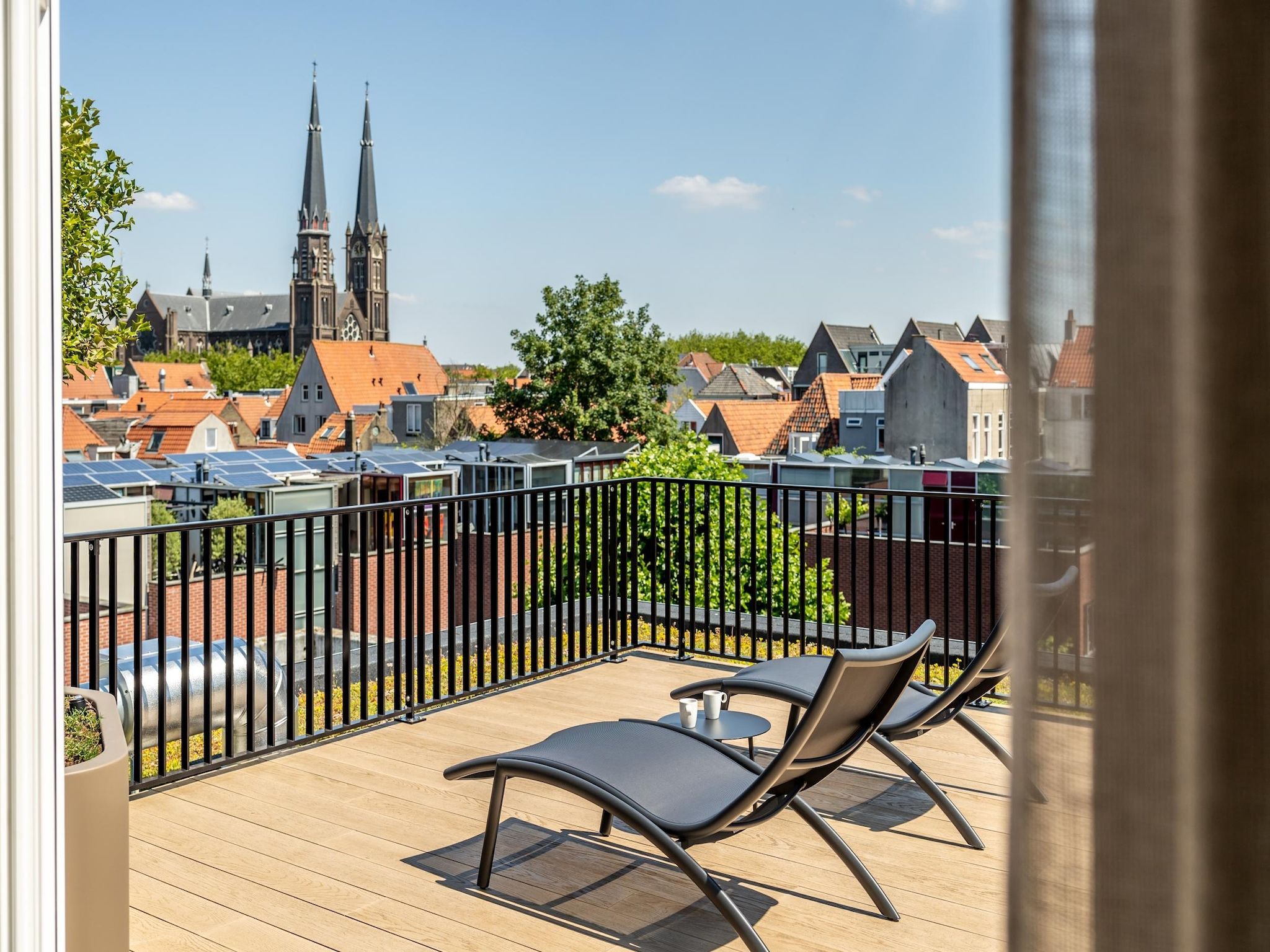 Het terras van Delft 4C in Delft